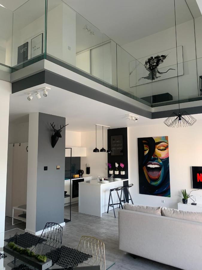 Ferienwohnung Two-Levels Penthouse With A Garden In The City Center Łódź Exterior foto
